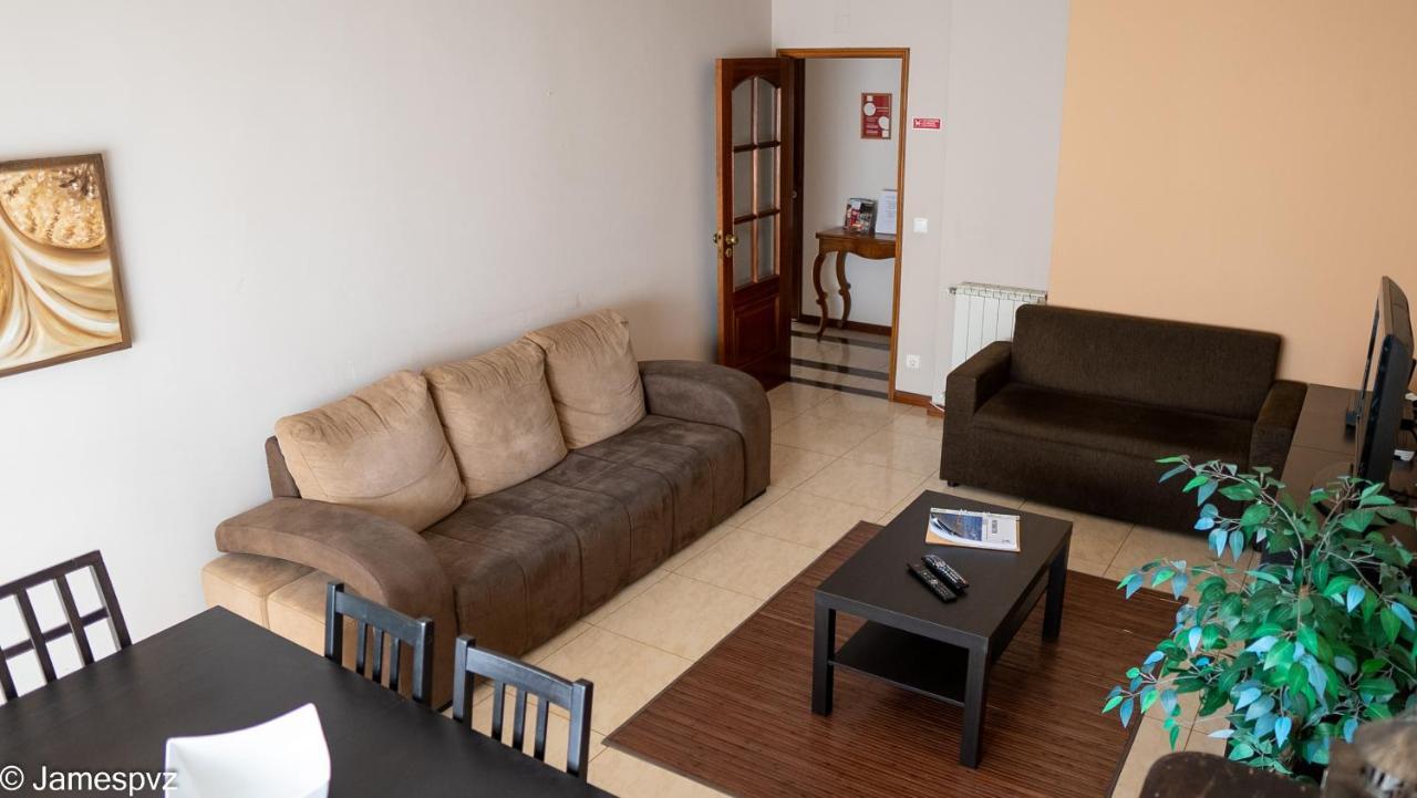 Apartamento Santos Graca ポボア・デ・バルジン エクステリア 写真